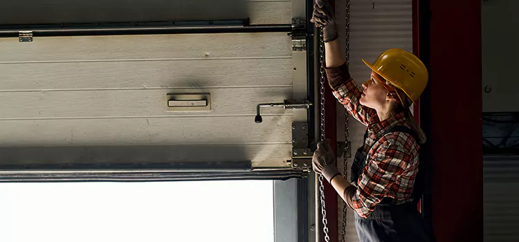 Addressing Common Garage Door Stoppage Issues in Frisco, TX